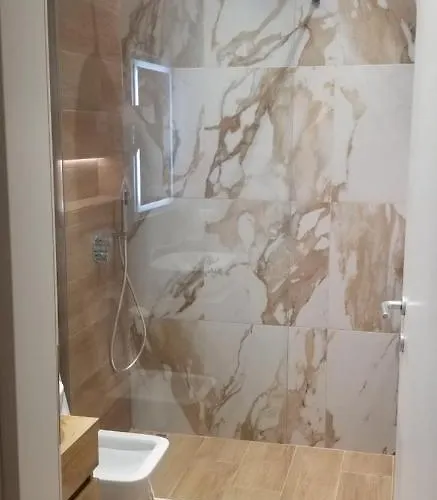 アパート 2a Near Blloku Area *