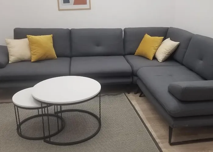 2a Near Blloku Area Tirana